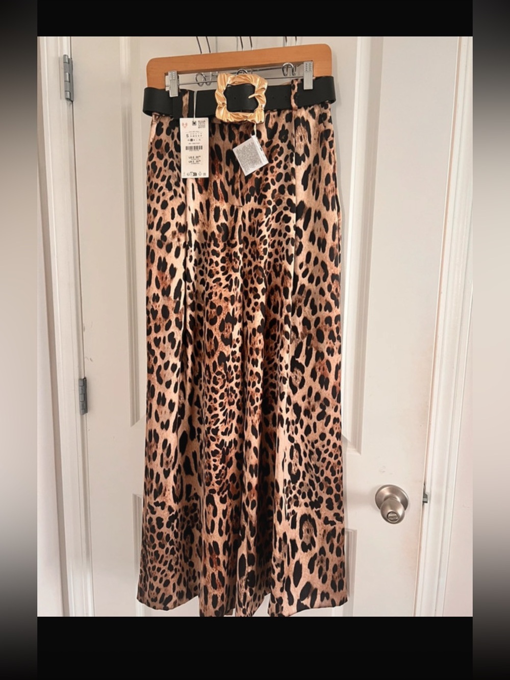 Zara Leopard-Print Wide-Leg Pants in Brown and Black - Picture 3 of 6